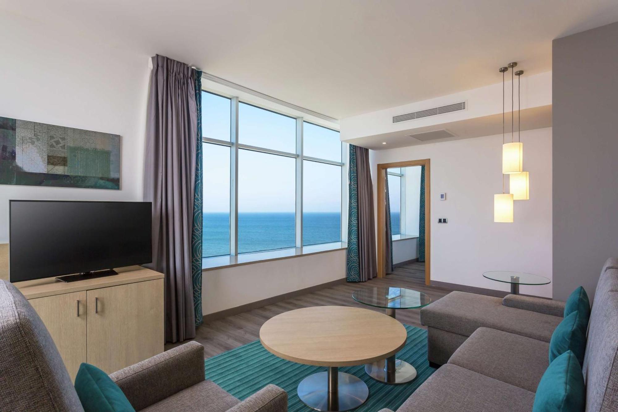 Hilton Garden Inn Tanger City Centre Экстерьер фото