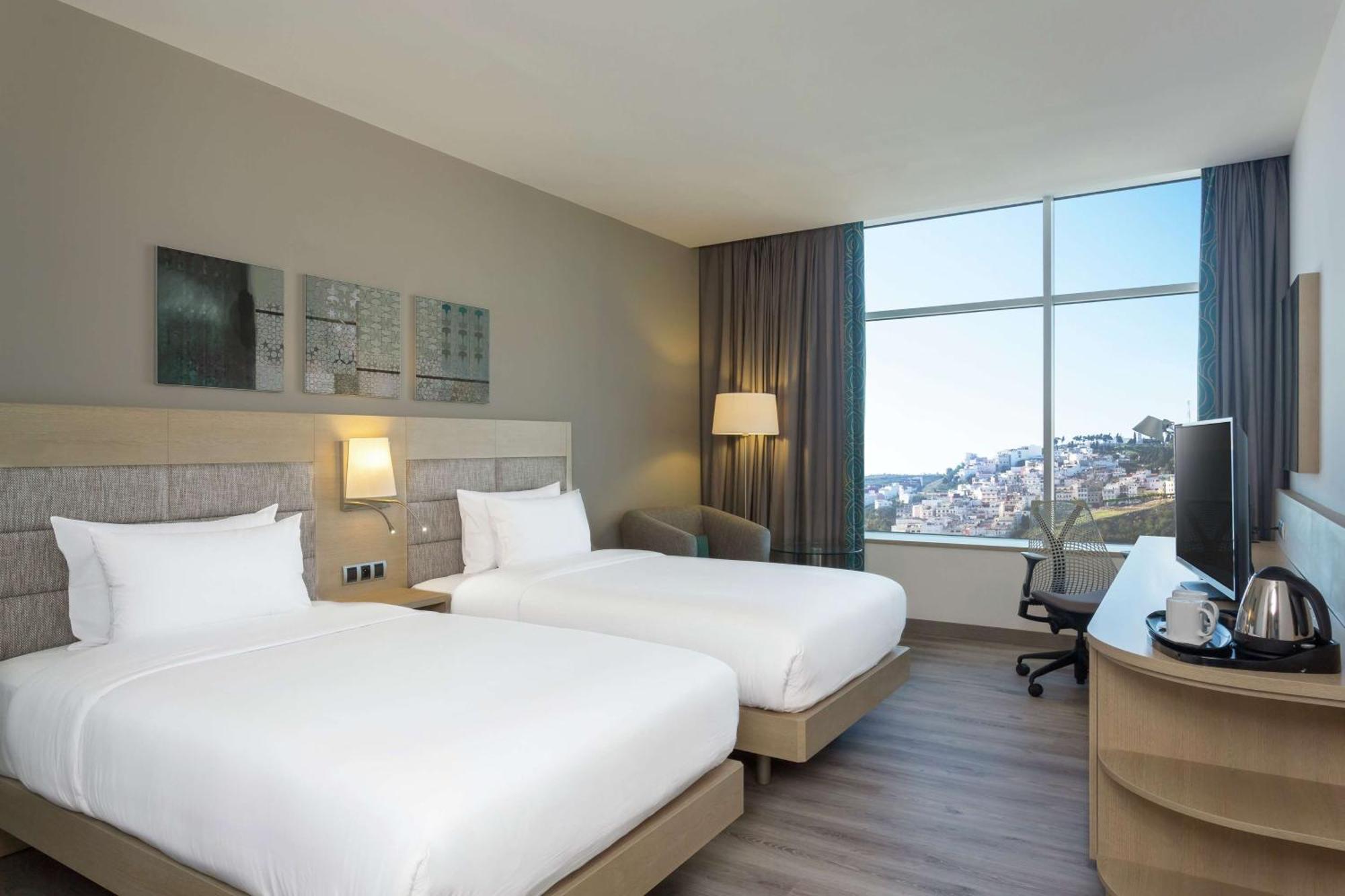 Hilton Garden Inn Tanger City Centre Экстерьер фото